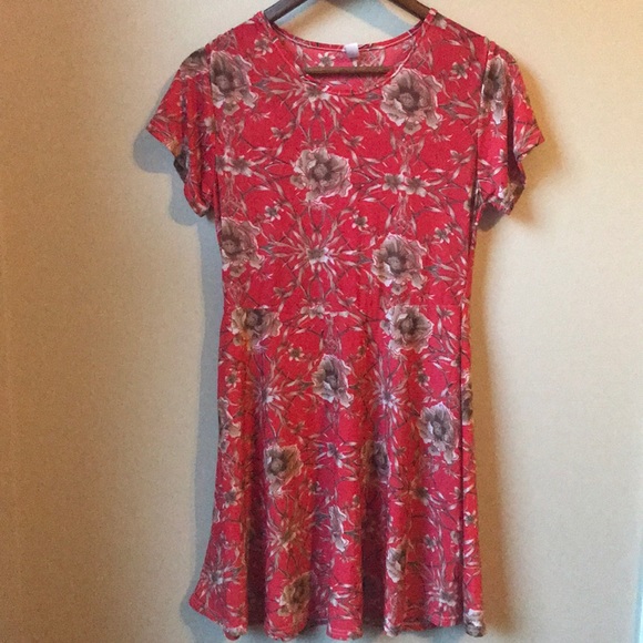 PNKKFS Dresses & Skirts - 🎉HP🎉 PNKKFS Floral Dress